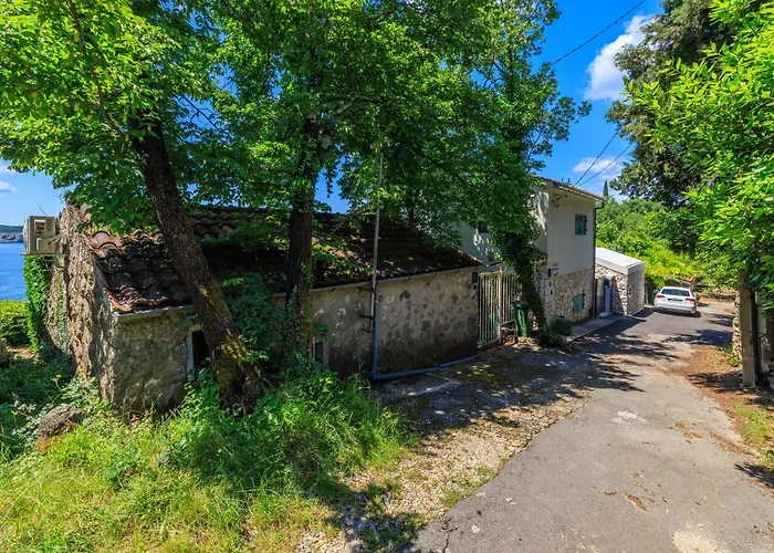 Holiday home House Bubble Jadranovo